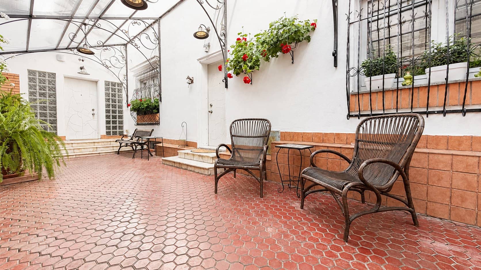 Vila zona Stefan cel Mare - 380 mp teren - 452 mp utili, Rezidential / Office — fotografia 4 din 36
