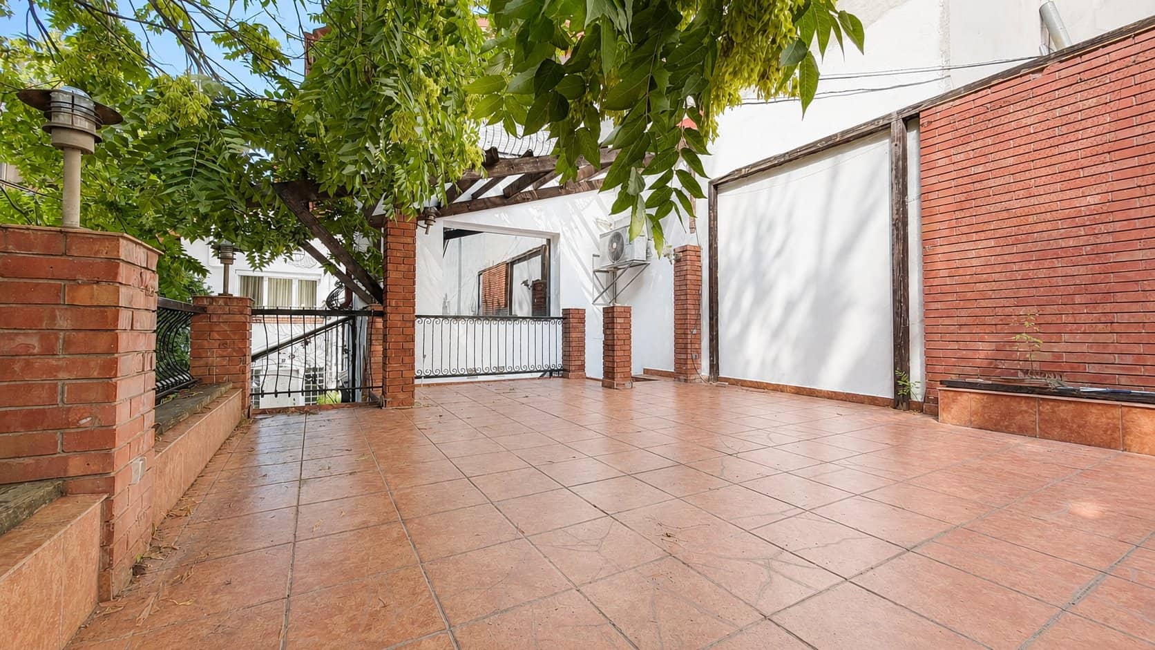 Vila zona Stefan cel Mare - 380 mp teren - 452 mp utili, Rezidential / Office — fotografia 31 din 36