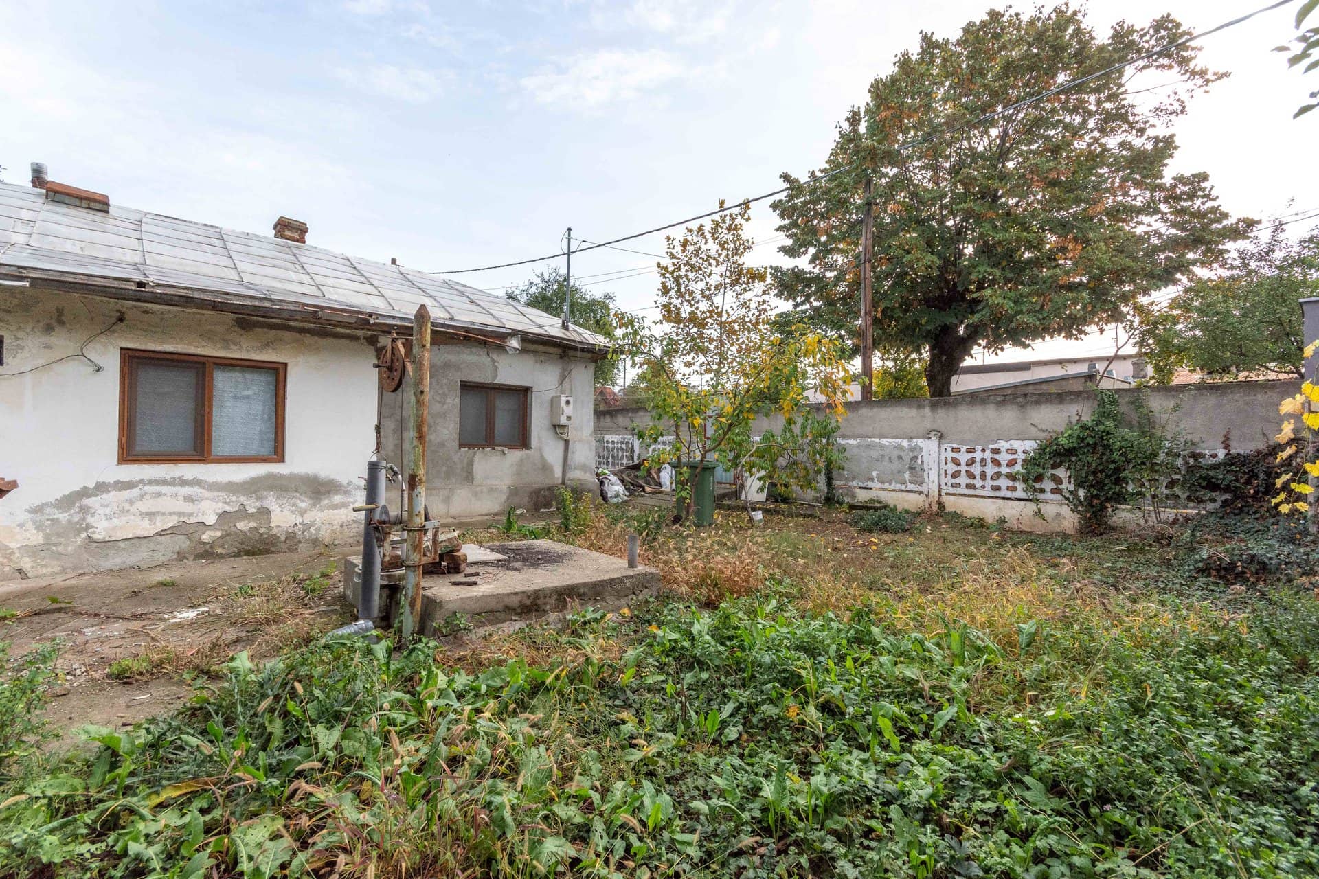 Straulesti - str. Pietrosita nr. 10, Casa demolabila cu teren 388 mp — fotografia 6 din 12