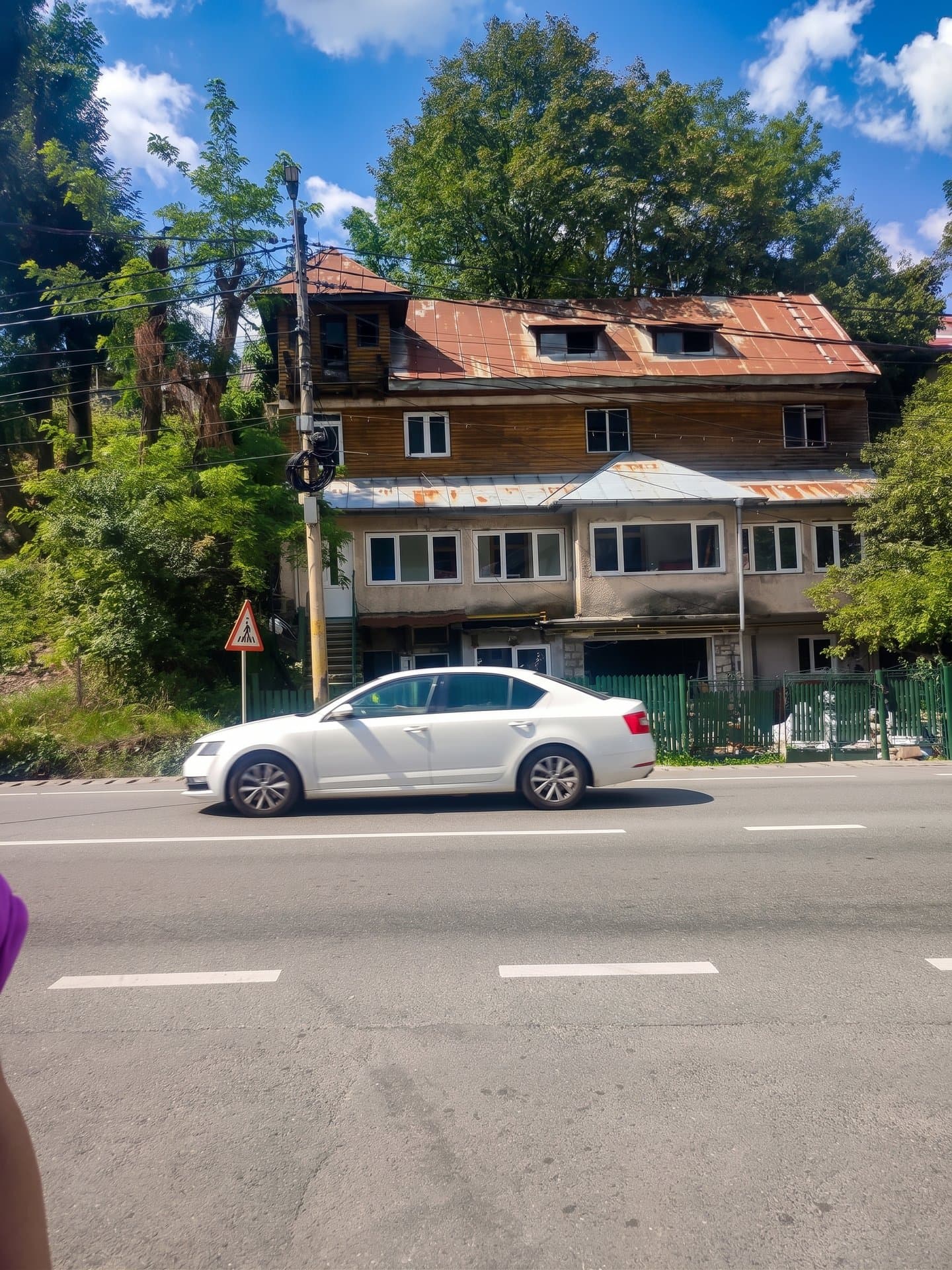 OPORTUNITATE INVESTITIE! Vila cu vedere panoramica in Sinaia, 266mp