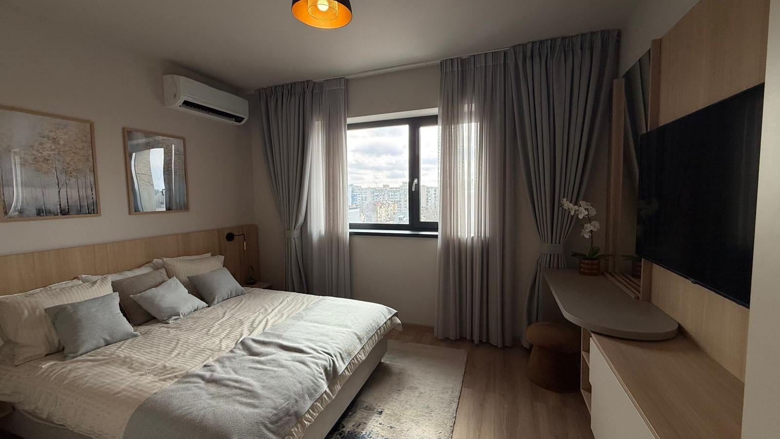 Garsonieră demisol renovată, Unirii, confort I — fotografia 1 din 4