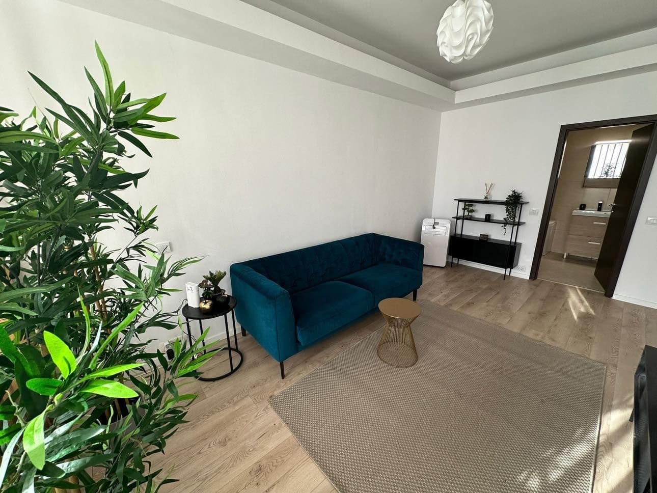 Studio Herastrau- North Area Lake View Zagazului — fotografia 1 din 9