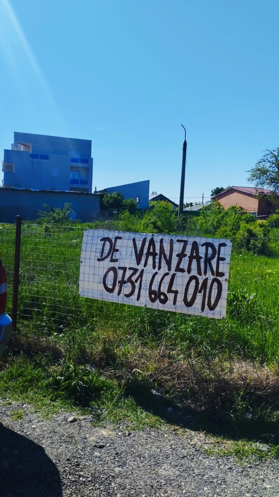 OCAZIE SE VINDE TEREN INTRAVILAN 2700MP PENTRU CONTRUCTII IN ZONA FUNDENI — fotografia 1 din 6