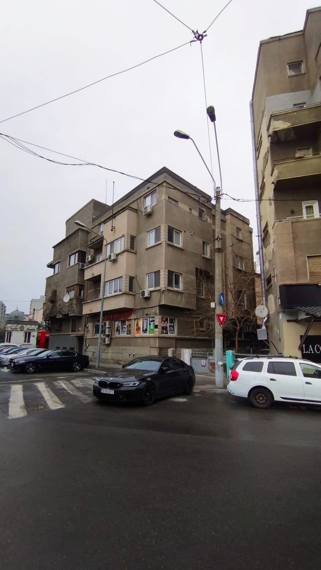 BLOC 600 mp, 25 camere, D+P+3, Foișorul de Foc — fotografia 1 din 16