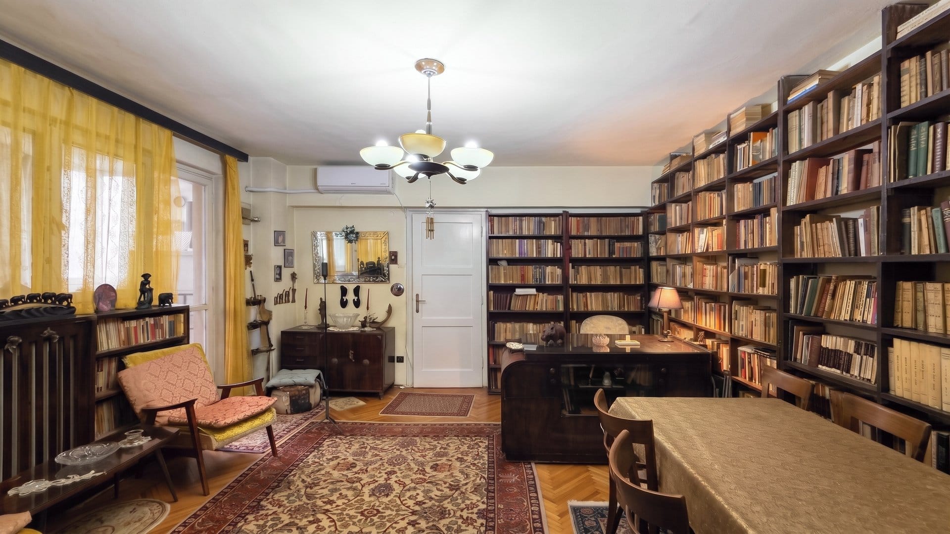 Apartament ultracentral lângă Parcul Cișmigiu — fotografia 1 din 11