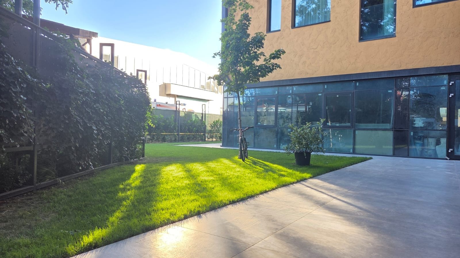 Apartament premium cu 4 camere – Strada Mihai Eminescu, Sector 2, București — fotografia 1 din 10