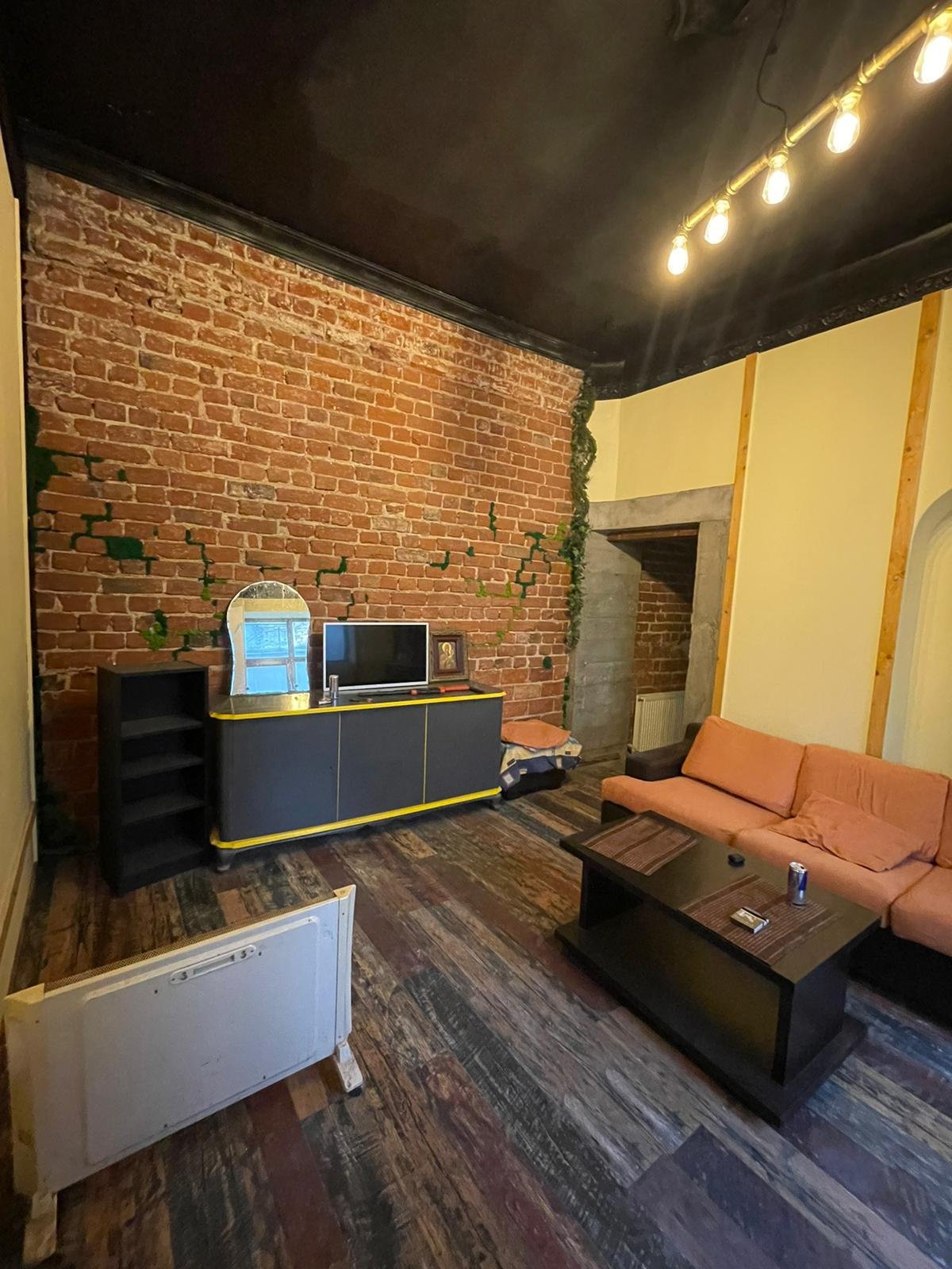 Apartament in vilă 3 camere, 120mp teren in folosinta (L18) - Nerva Traian
