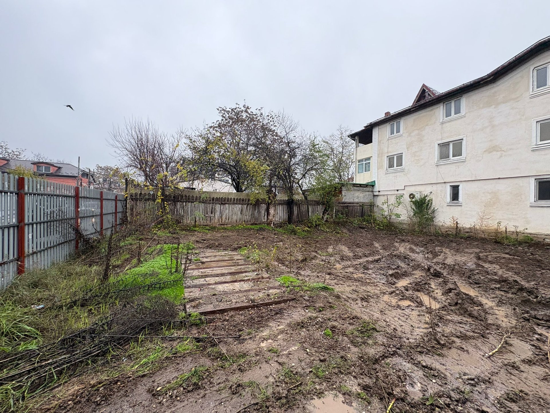 Teren intravilan 304 mp, Bulevardul Uverturii