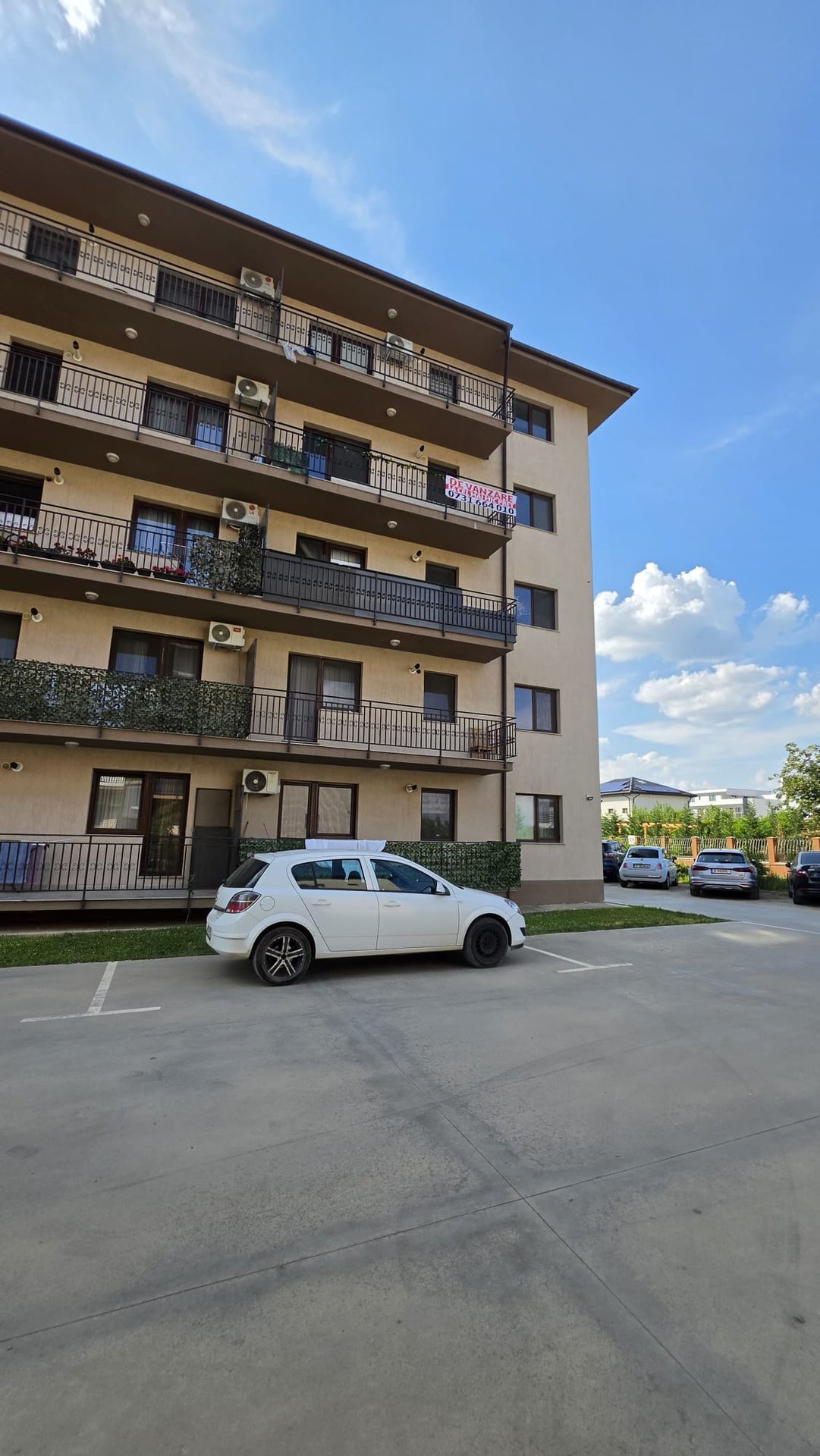 Apartament 3 camere, etaj 3, construcție 2024