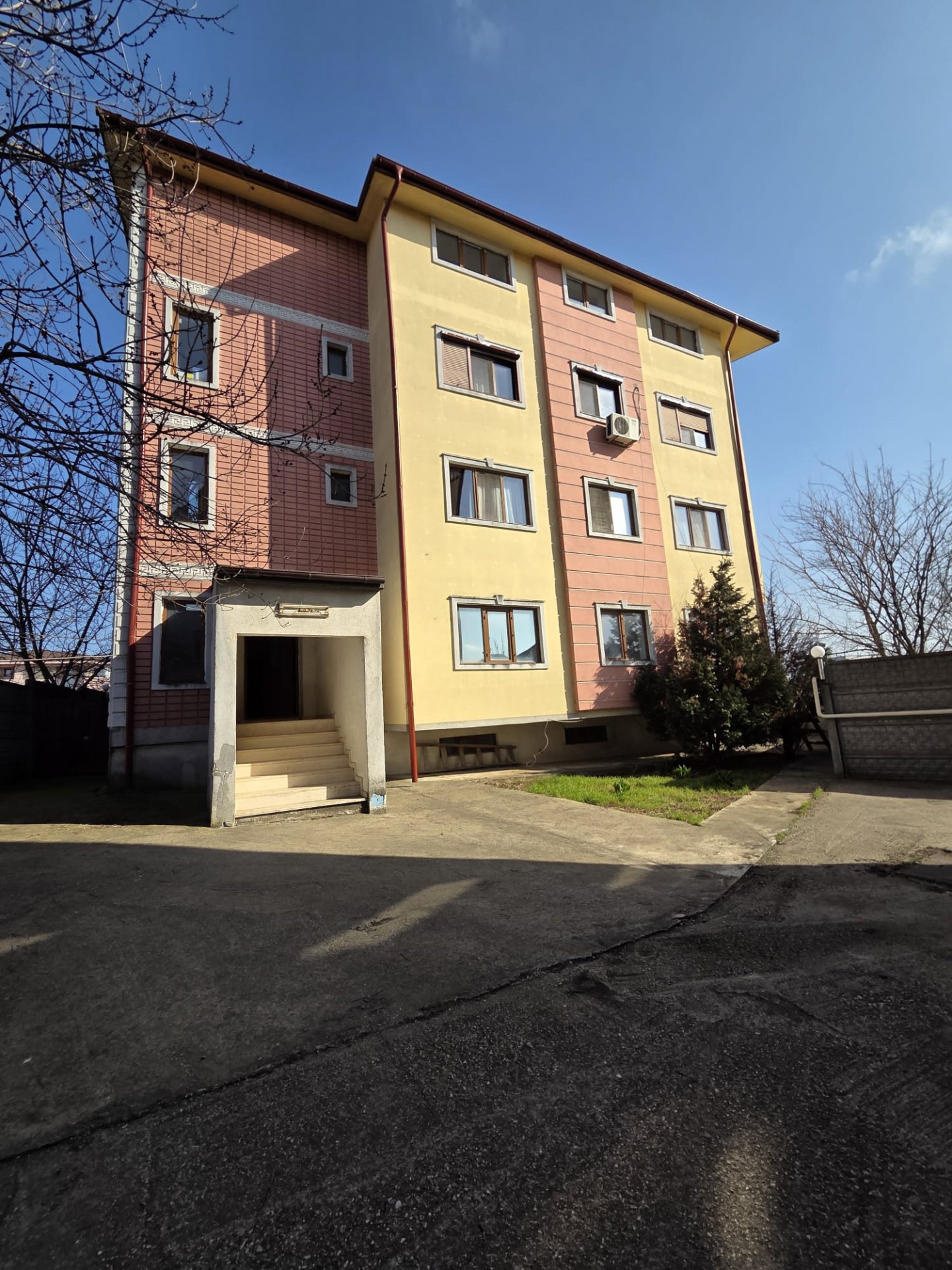 Apartament 3 camere de vânzare – Pantelimon, Str. Olimp nr. 8