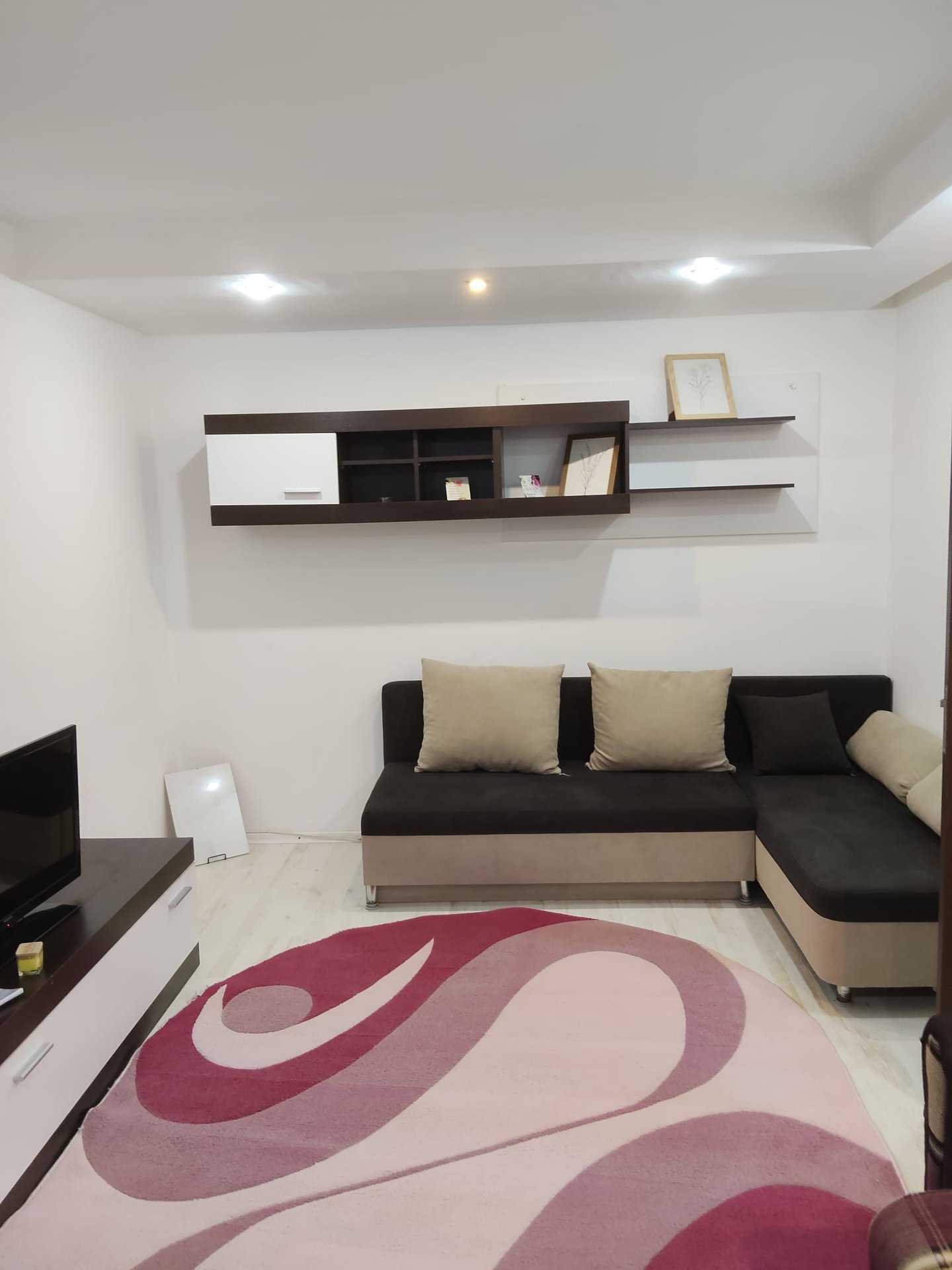 Apartament 2 camere mobilat în zona Sebastian